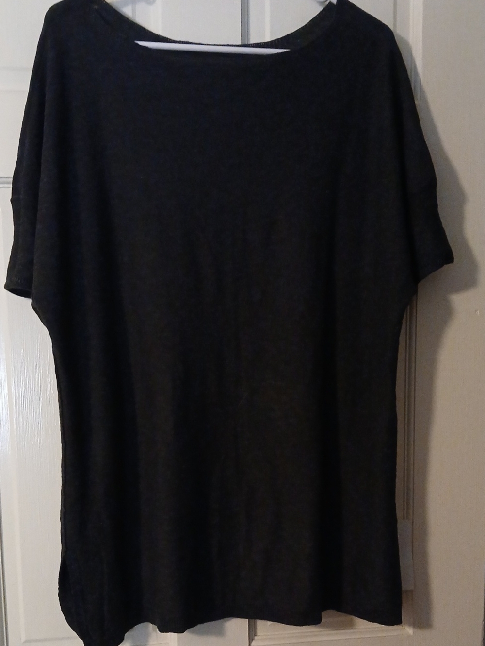 Women's Dark Gray Lightweight Casual Short-Sleeve Sweater